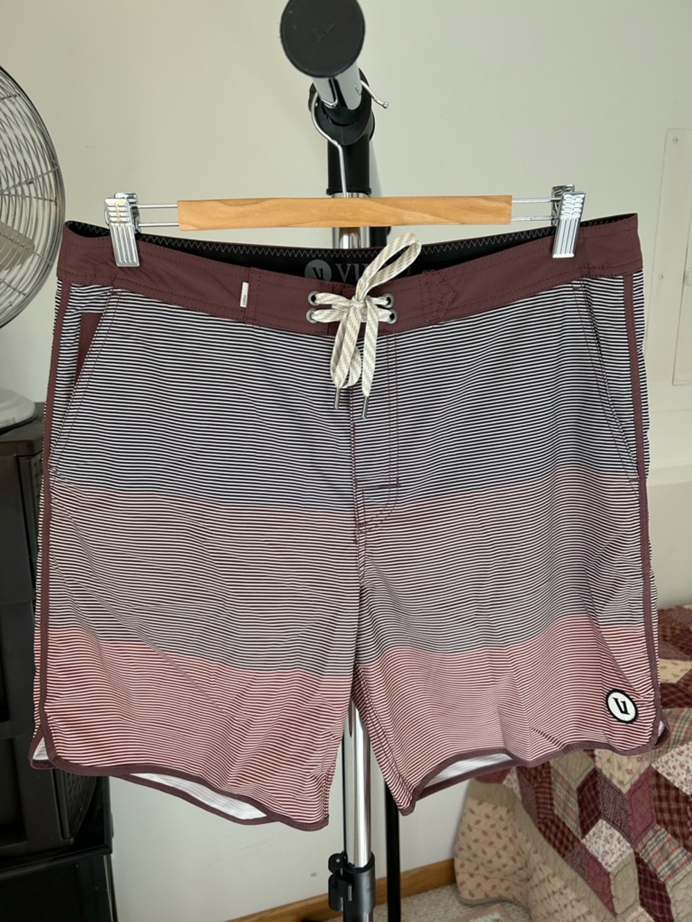 Vuori Cruise Board Shorts 33